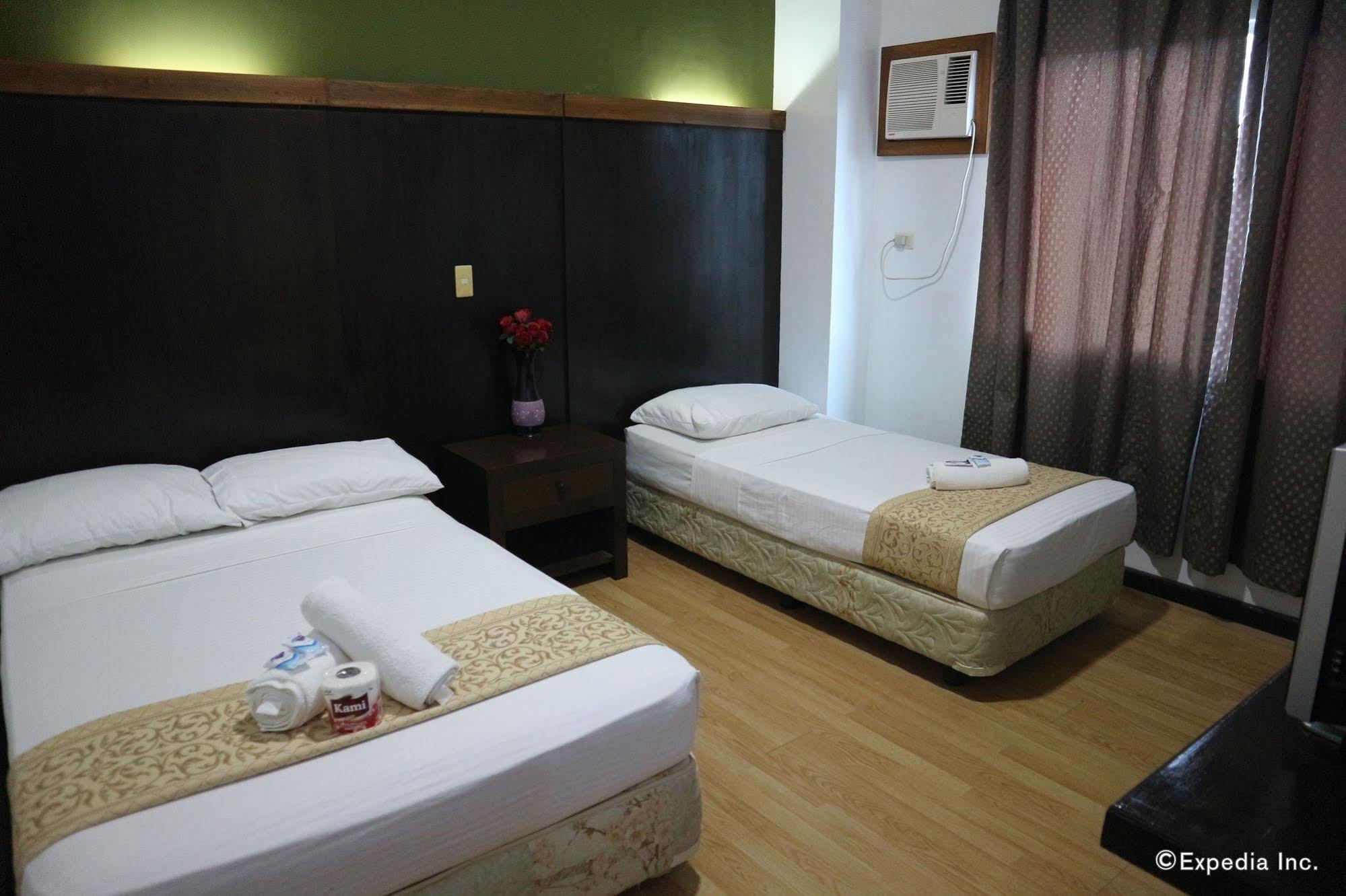 Basa Hotel Kalibo Buitenkant foto